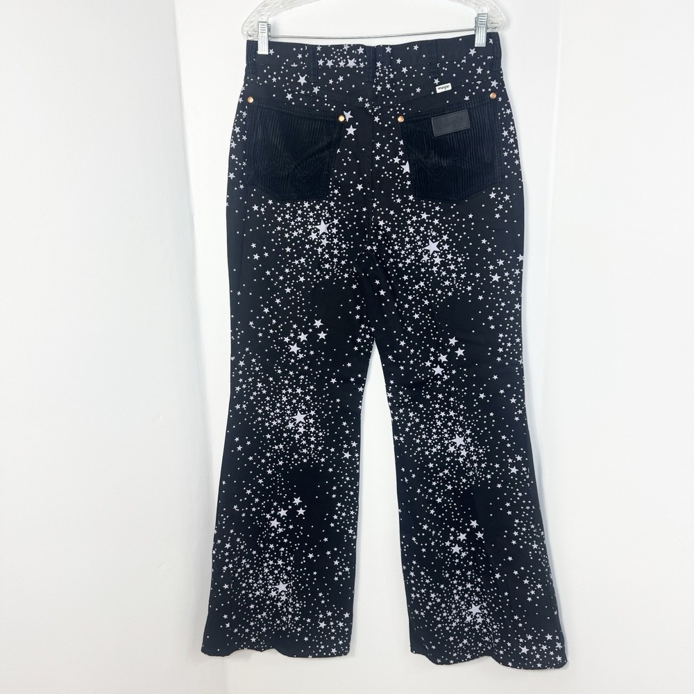 Wrangler Wanderer High Rise Flare Jeans Womens 31 Black Star Print Celestial - Picture 4 of 13